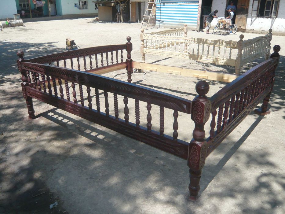 Узбекский Тапчан из Чынара