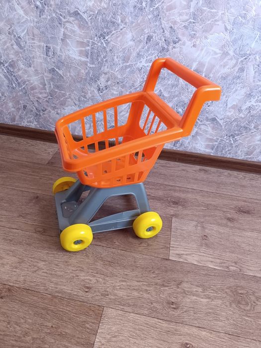 Коляска для куклы