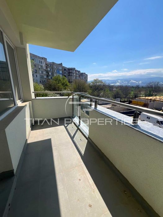 Продава се Тристаен апартамент в Пловдив, Христо Смирненски - 98 кв.м за 1480 €/кв.м - Снимка #9