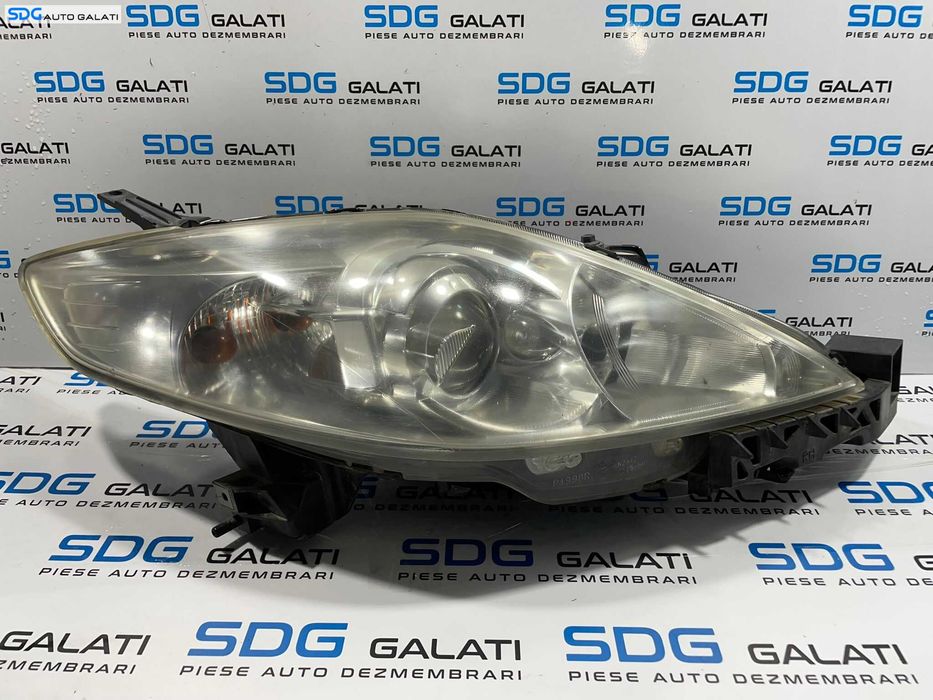 Far Dreapta cu Lupa EUROPA FARA Xenon Mazda 5 2005 - 2010 [L3949]