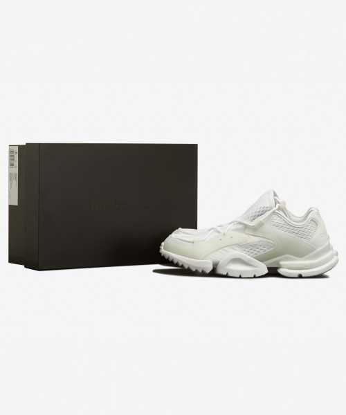 Reebok  маратонки  н.40   УНИСЕКС   НОВИ