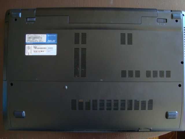 Лаптоп Asus X75V