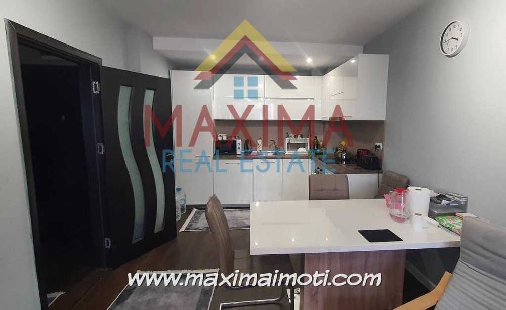 Продава се Двустаен апартамент в Пловдив, Тракия - 75 кв.м за 1620 €/кв.м - Снимка #2