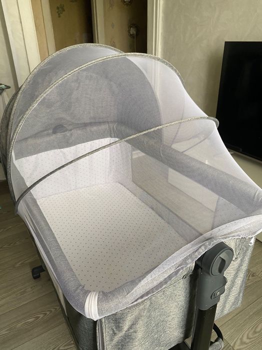 Продам детскую кроватку