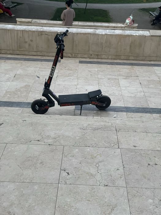 Trotineta electrica kukirin g2