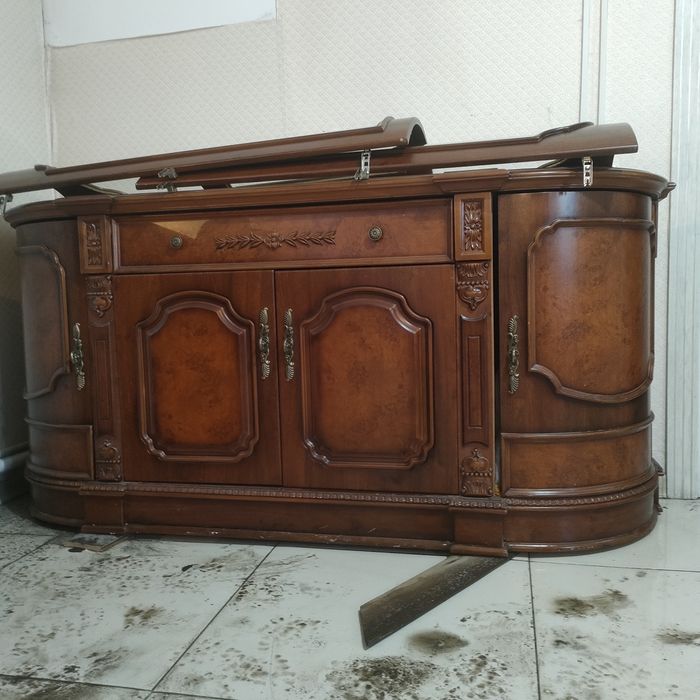 СКИДКА Шкаф-сервант,комод