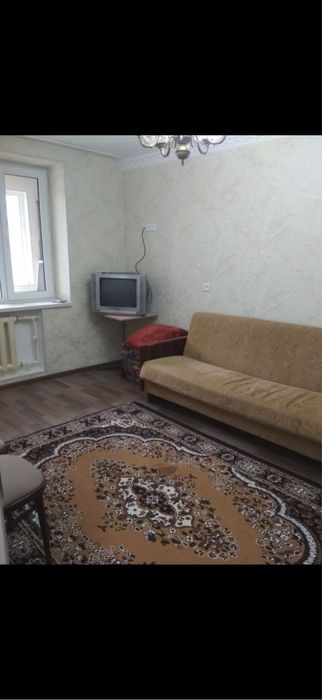 Продается . Академ городок 1 ком . Мирзо Улугбек район