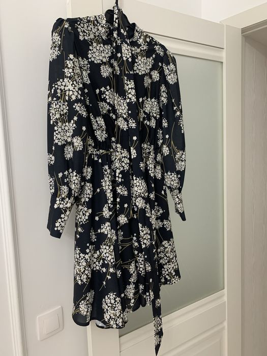 Платья вечерние . 48-50 размеров