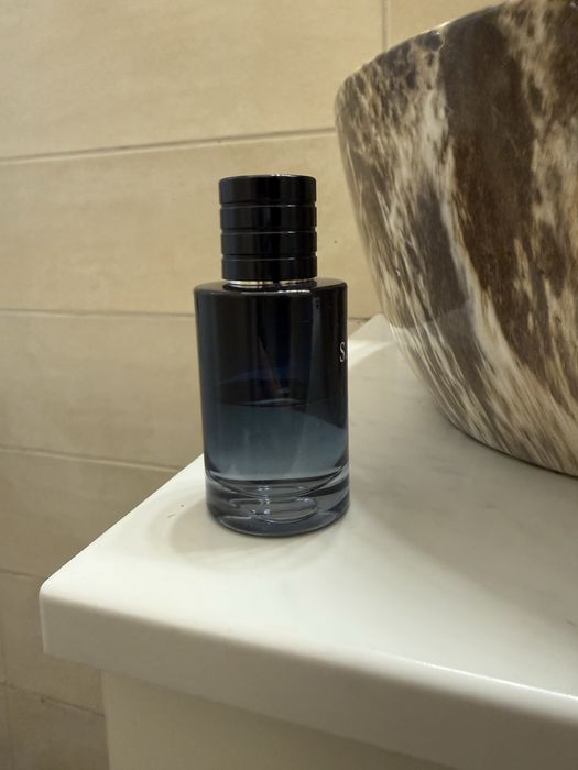 Parfum Sauvage barbat