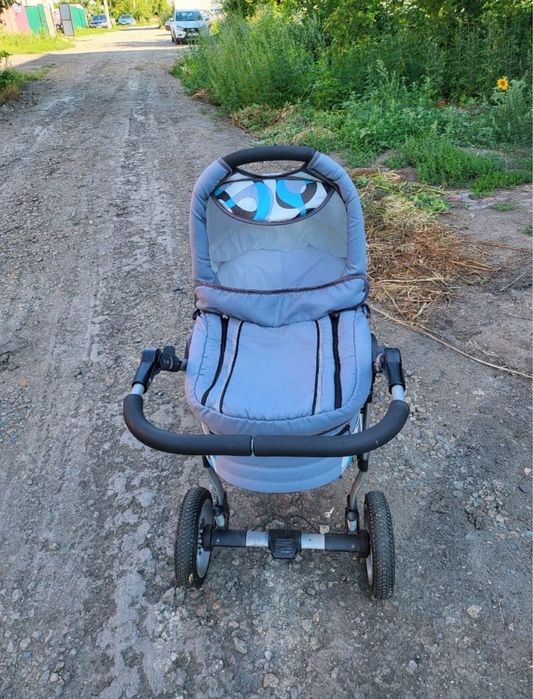 Коляска V-CROSS в хорошем состоянии