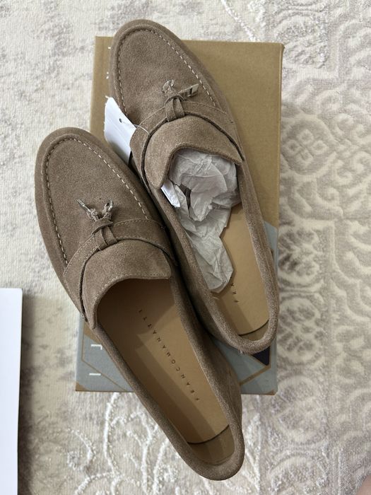 Новые замшевые лоферы