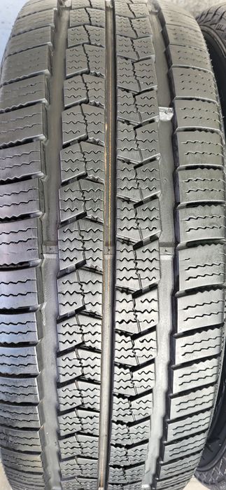 2 anvelope 215 70 15C Nexen WT1 iarna 2022 9,3mm Top
