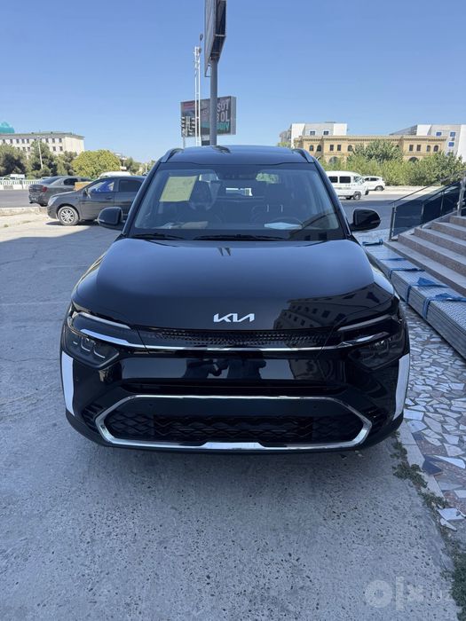 Kia carens 24 yil