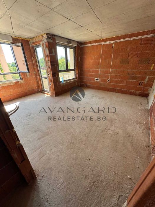 оф.23782 АКТ 14!! Двустаен/ Прослав