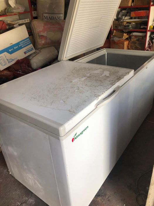 Продаю морозильник алма грин