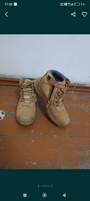 Ботинки специальные замшевые со стальным носком