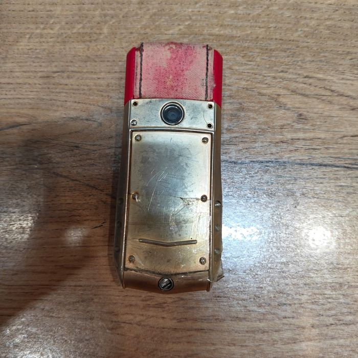 Vertu Ascent Ti.