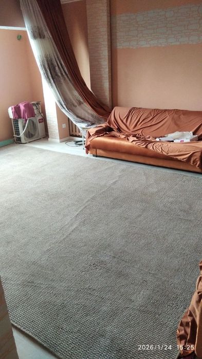 Продаётся ковёр 3.10