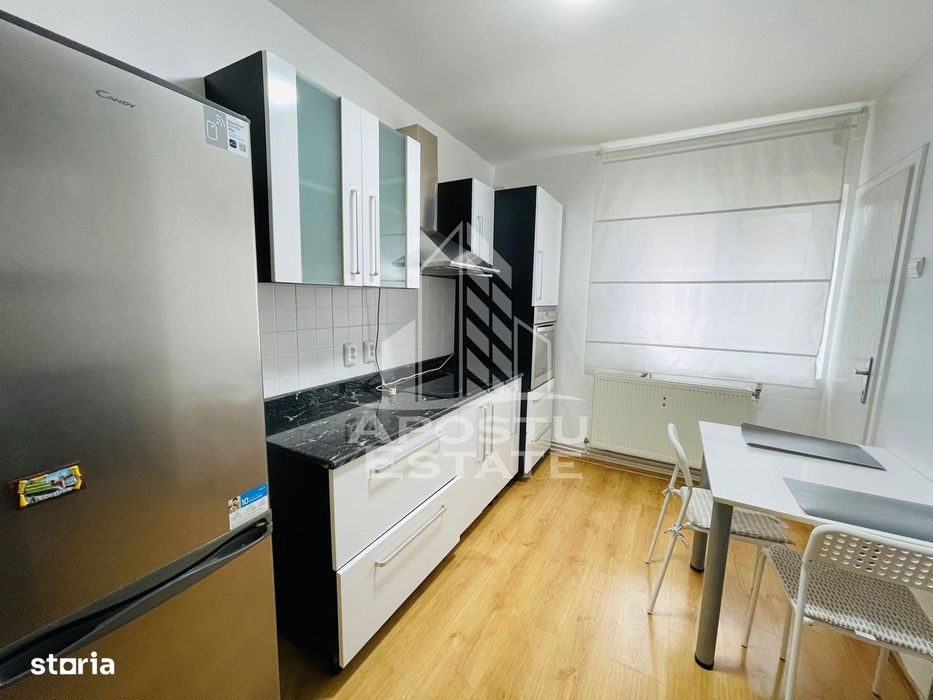 Apartament 2 Camere/ Zona Micalaca (Universitatea A Vlaicu) 75mp