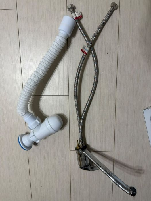 Раковина со смисителем