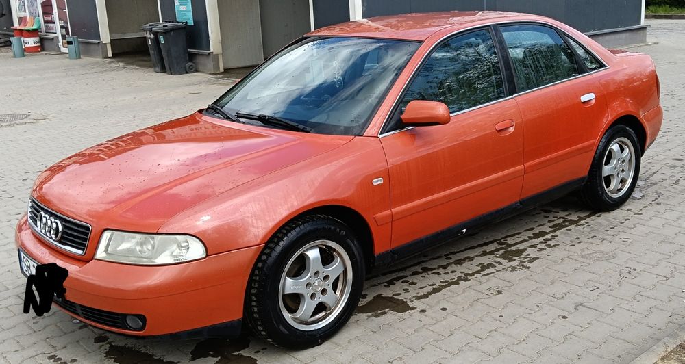 Vând Audi A4 b5 2001 face lift S-line 1.9tdi 116cp