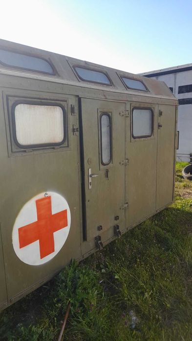 Продавам фургон в добро състояние с   3 бр. врати