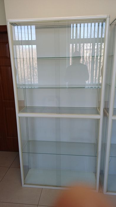 Витрина (стекло, металл)