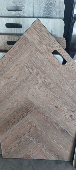 Ламинат, кварц винил,: 3 500 тг. - Ламинат Астана на Olx