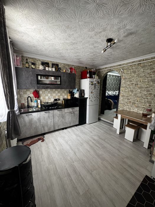 Продам квартиру с участком