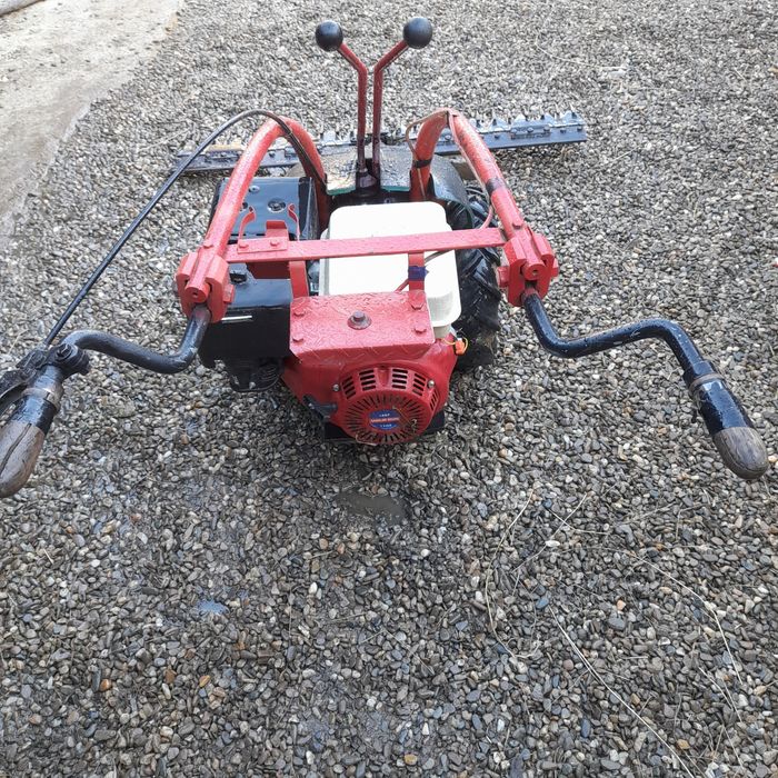 Vând motocositoare rapid