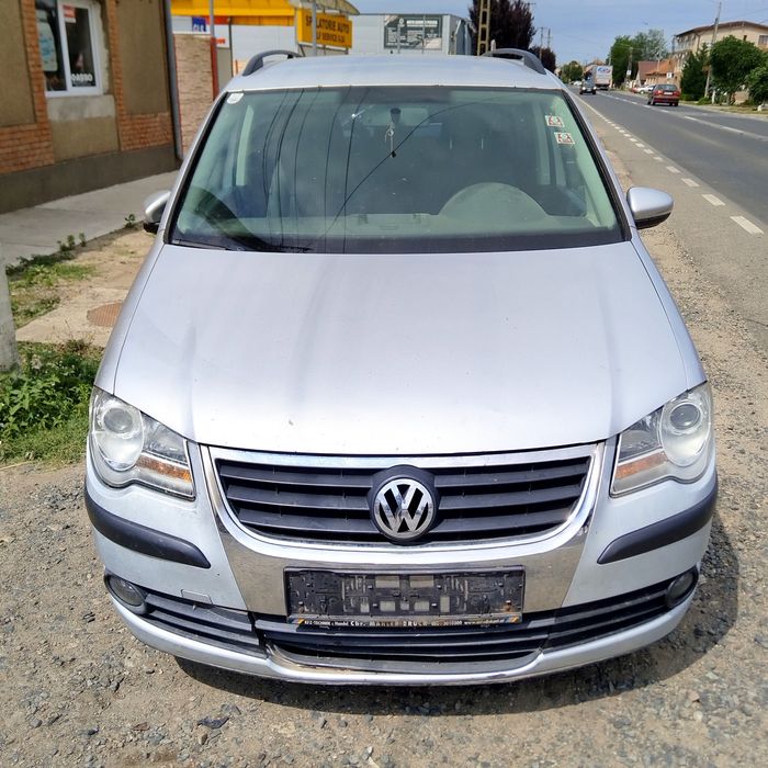 Bara fata completa VW Touran Facelift an 2006-2010