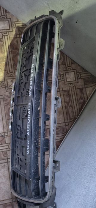 Vand grila audi  nu stiu modelu Preț 70lei