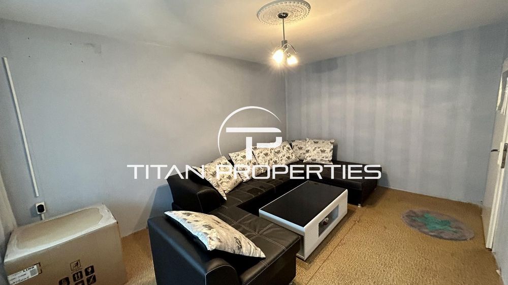 Дава се под наем Двустаен апартамент в Бургас, Славейков - 68 кв.м за 331.5 € - Снимка #3