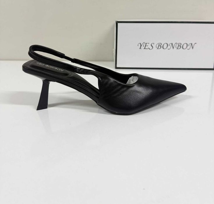 Черни кожени токчета Yes Bonbon