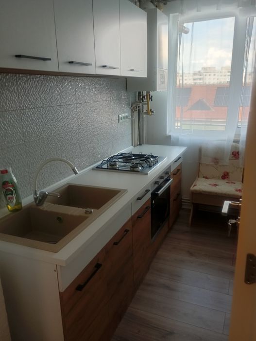 Închiriez apartament 2 camere