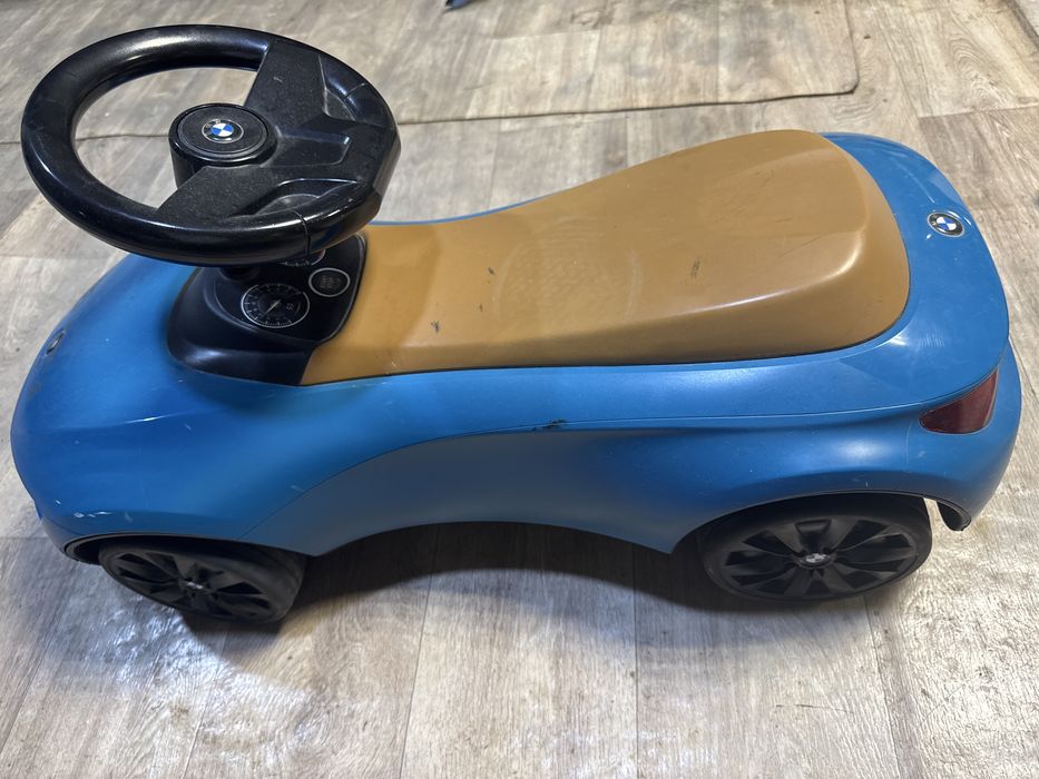 Детская машинка BMW