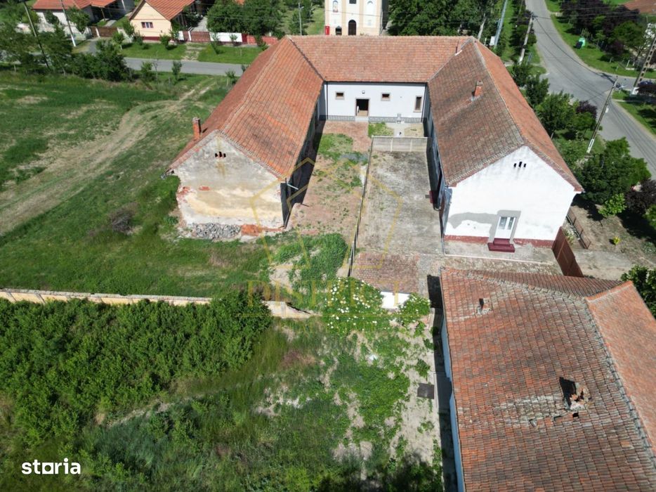 Casa cu istorie in Petrovaselo
