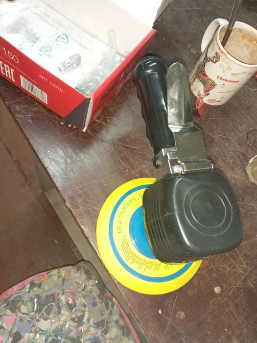 Пневмошлифовальная машинка