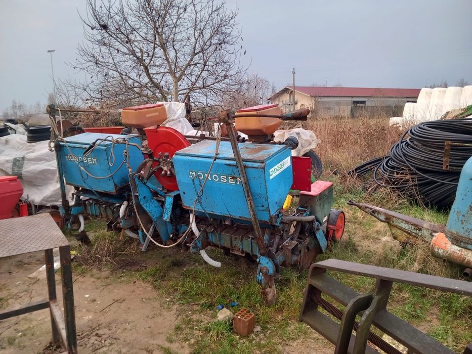 Semănătoare porumb MONOSEM pe 4 rânduri