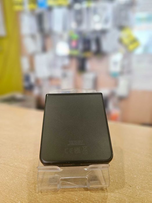 Samsung Galaxy Flip3 - 128Gb/8 -Negru - Factura - Garantie