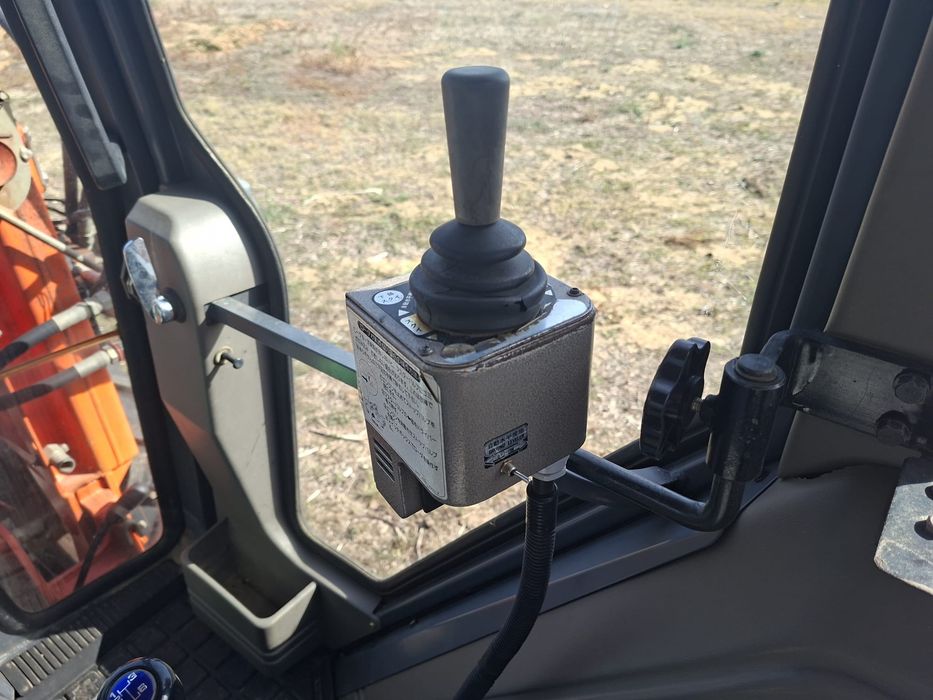Tractor japonez Kubota 85cp  4x4  Ocazie !