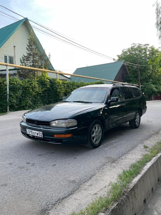 Тайота камри 10 сатылады