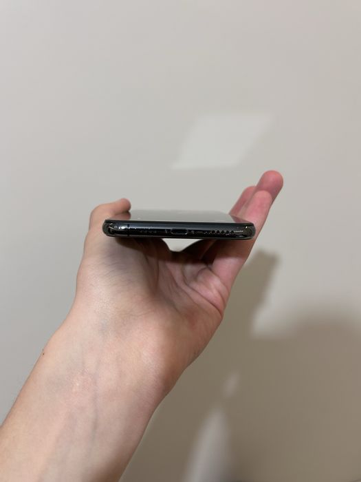 Продам Iphone Xs Max 512gb