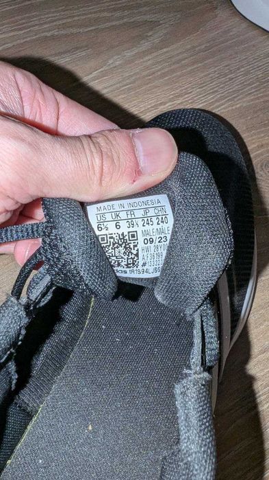 Продам кроссовки Reebok 40,5Eur (40) 26cm