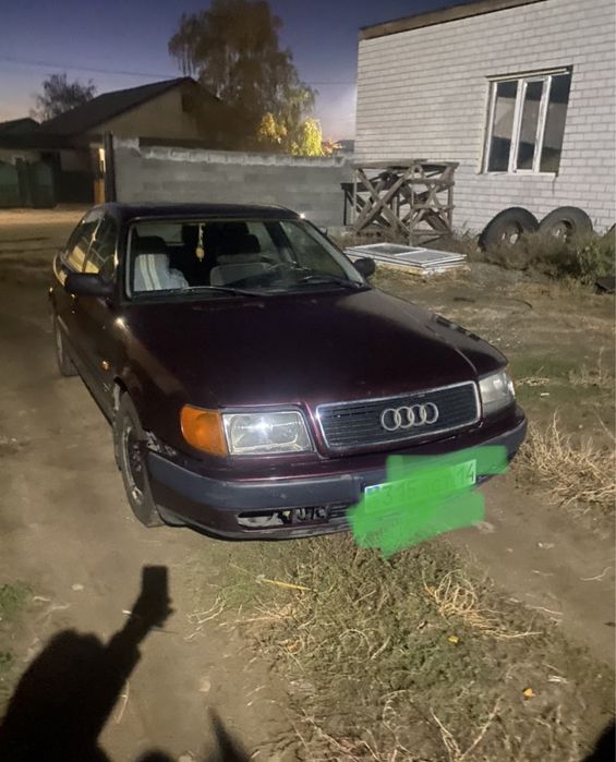 Продам. Ауди 100.