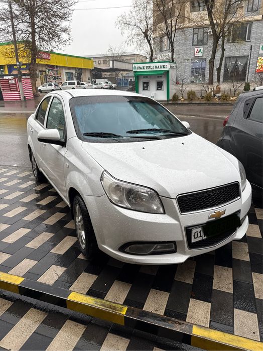 Nexia 3. 2017 yil, Avtomat. Metan.