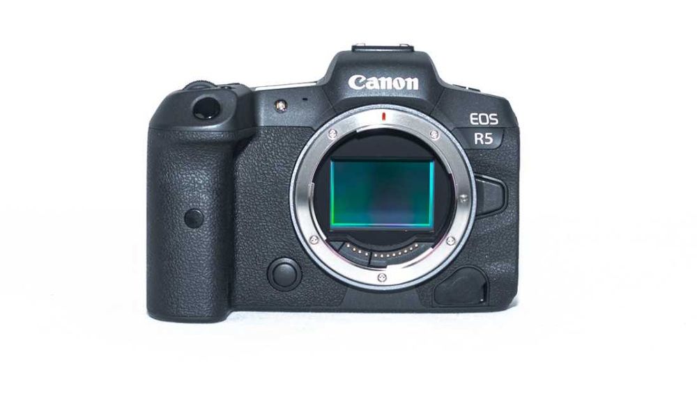 Canon EOS R5 - body - 6.800 de cadre