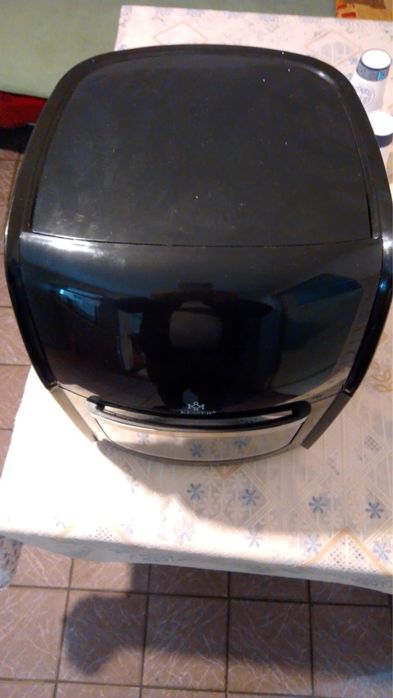 friteuza cu aer cald