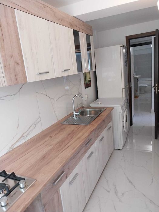 Proprietar, ap de închiriat, 2 dormitoare separate, renovat, Tg Cucu/Podu Fier, 10 min pe jos pana la Medicina