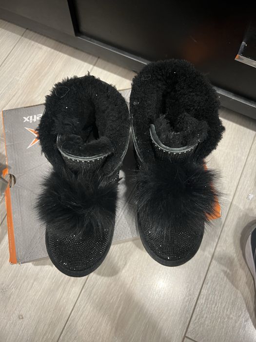 Зимние уги для девочки